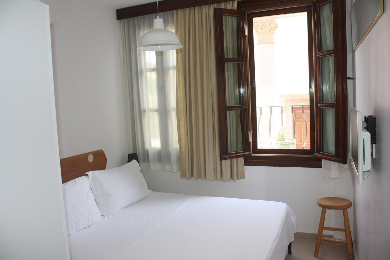 Egesade Hotel Айвалык Экстерьер фото